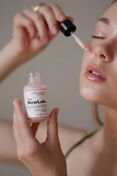 UV Defence Formula Sun Drops(واقي الشمس سيروم)